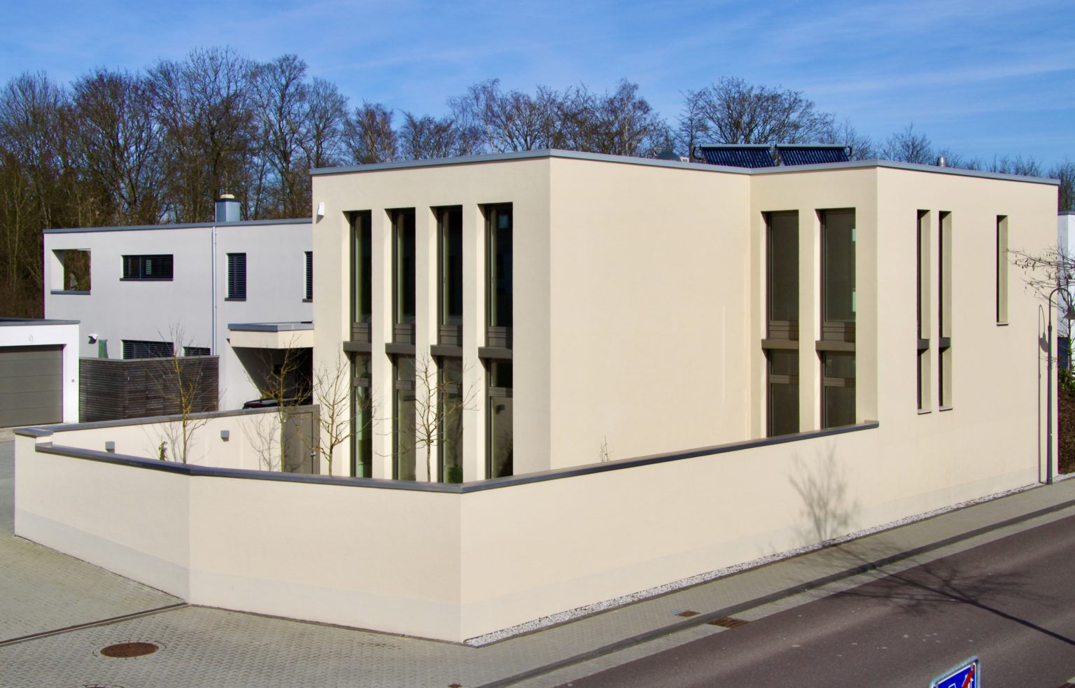 TR-Petrisberg: Highend-Hofhaus.