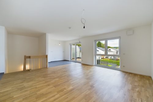 Friedmann Immobilien Trier, familientaugliche, exklusive 4 Zimmer Neubau-Maisonette-Wohnung in Schweich zum Kauf