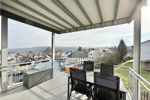 Friedmann Immobilien Trier, barrierefreie 2ZKB-Wohnung mit großem Balkon zur Miete in Pluwig